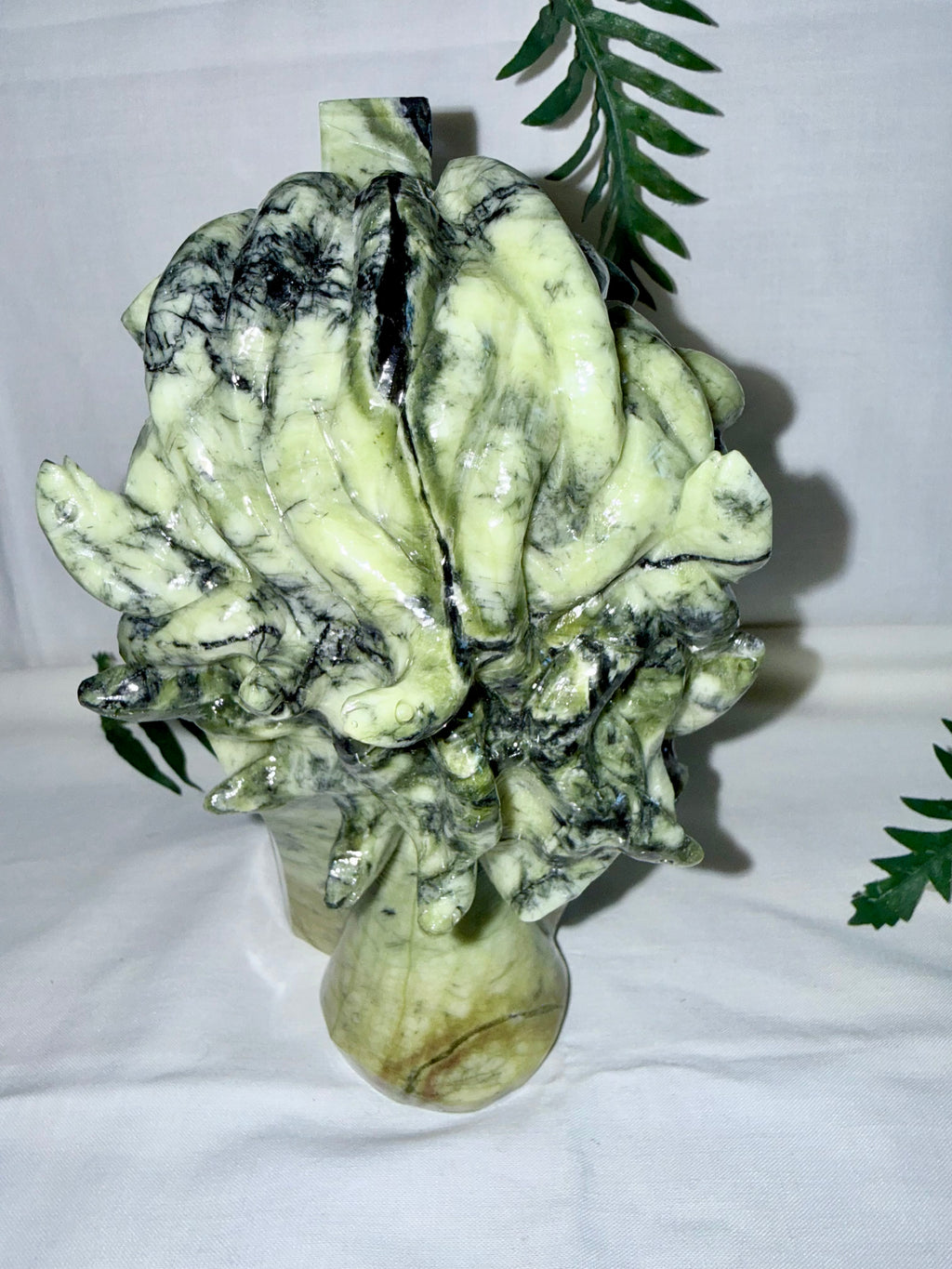 Xiuyan Jade Medusa Carving